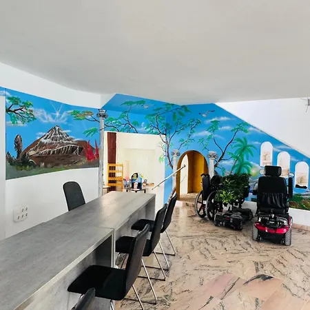 Paraiso Ponderosa, Lovely Estudio Americas Playa Feñabe
